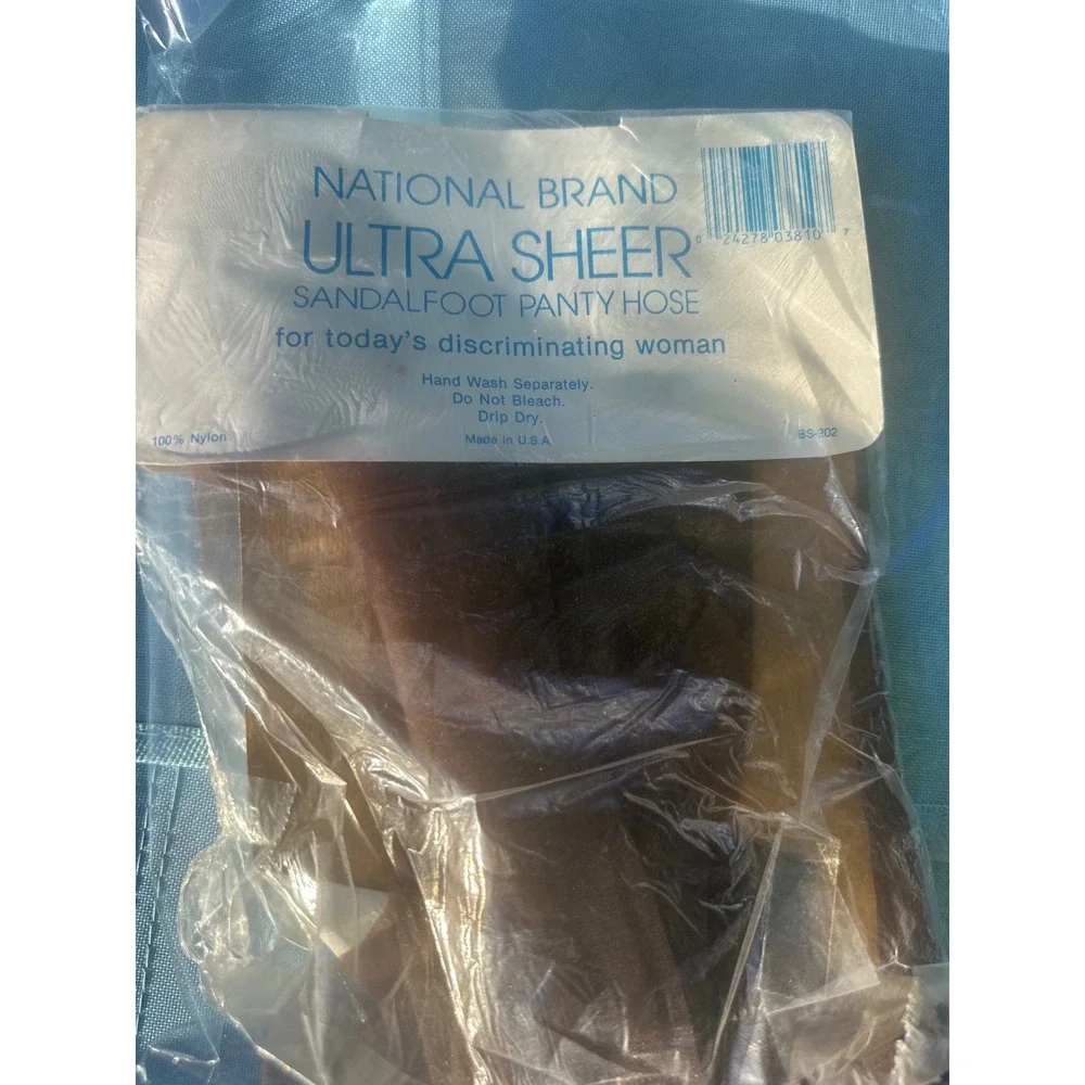 National Brand Ultra Sheer Pantyhose Sandalfoot Hosiery Medium‎ Vintage NOS